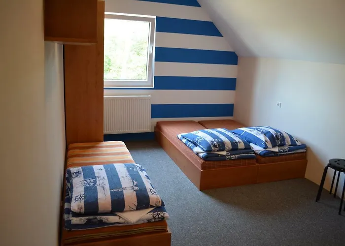 Goscinne Maj Rozewie Kids Pansiyon Jastrzębia Góra